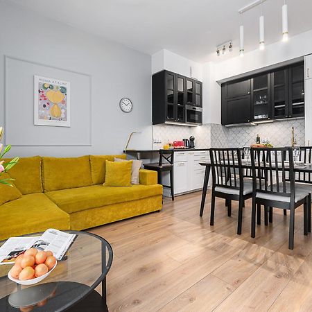 Prymasa Tysiaclecia - P&O Serviced Apartments Varsavia Esterno foto