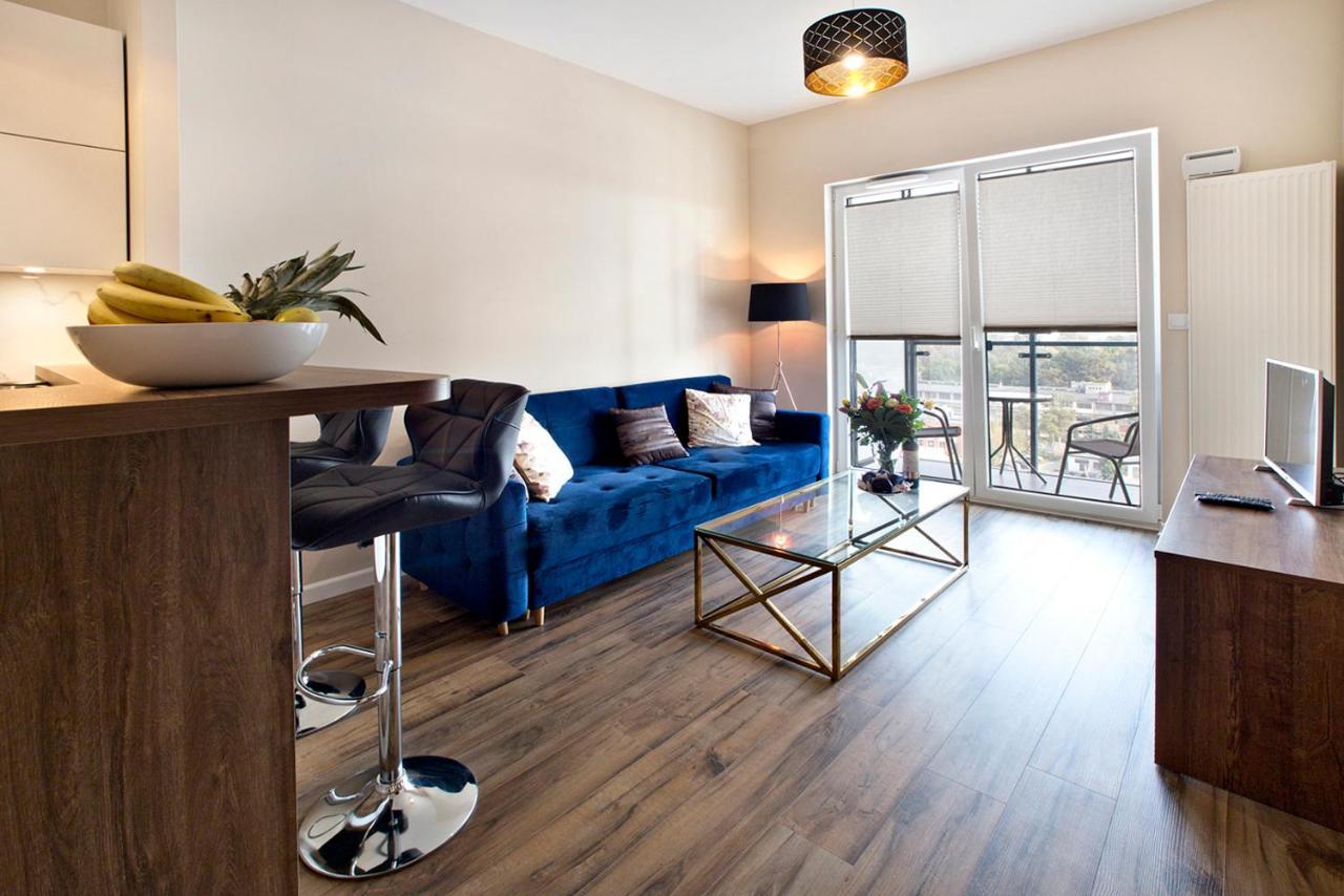 Prymasa Tysiaclecia - P&O Serviced Apartments Varsavia Esterno foto