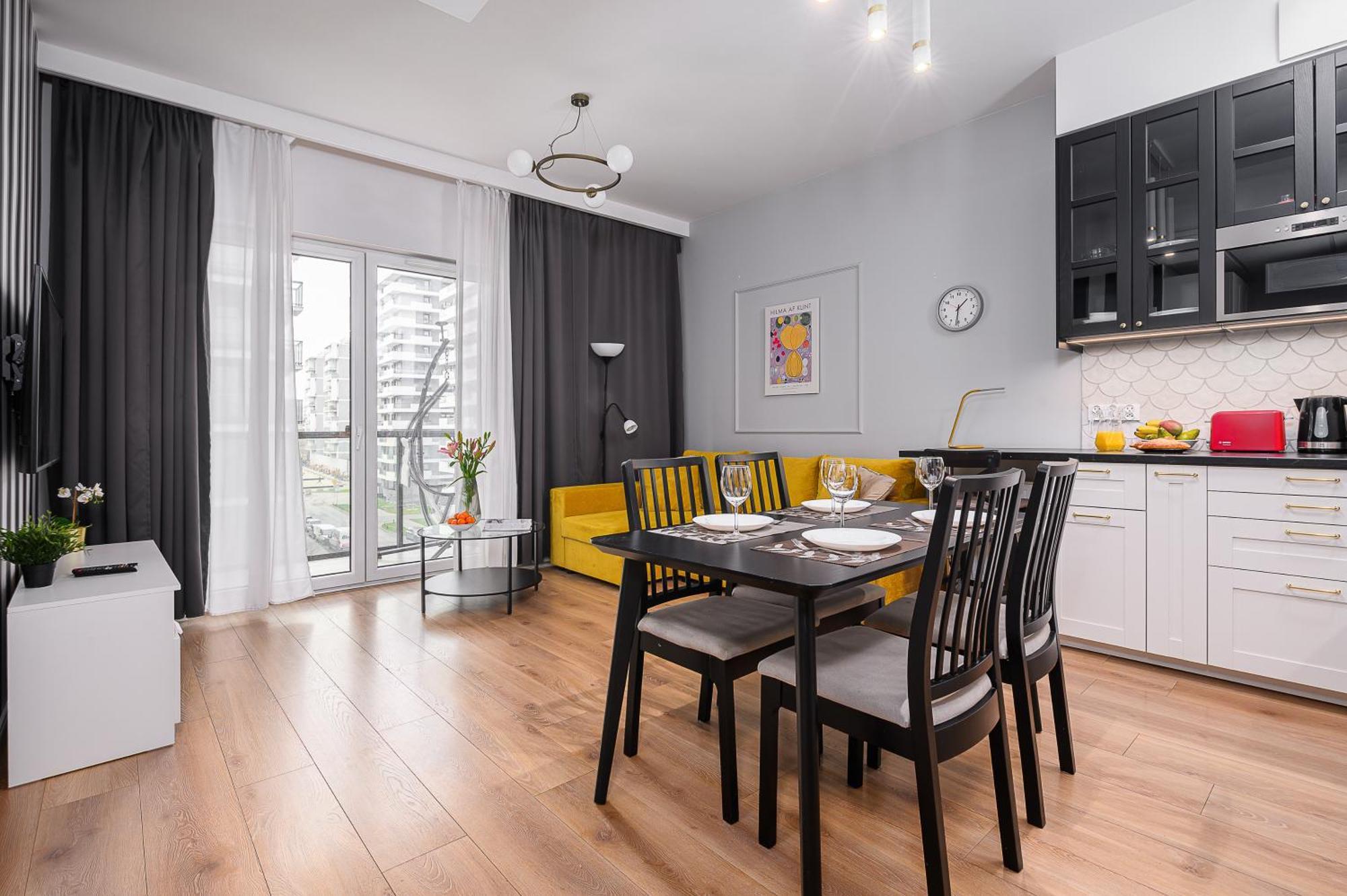 Prymasa Tysiaclecia - P&O Serviced Apartments Varsavia Esterno foto
